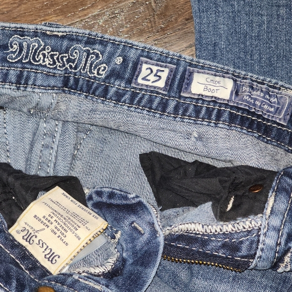 Miss Me Women's Boot Cut Jeans - Picture 6 of 8